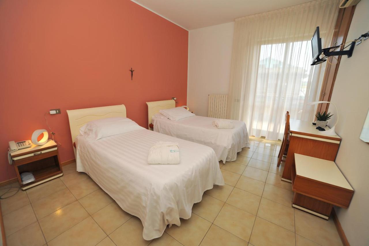 Hotel San Crispino Morrovalle Exterior photo